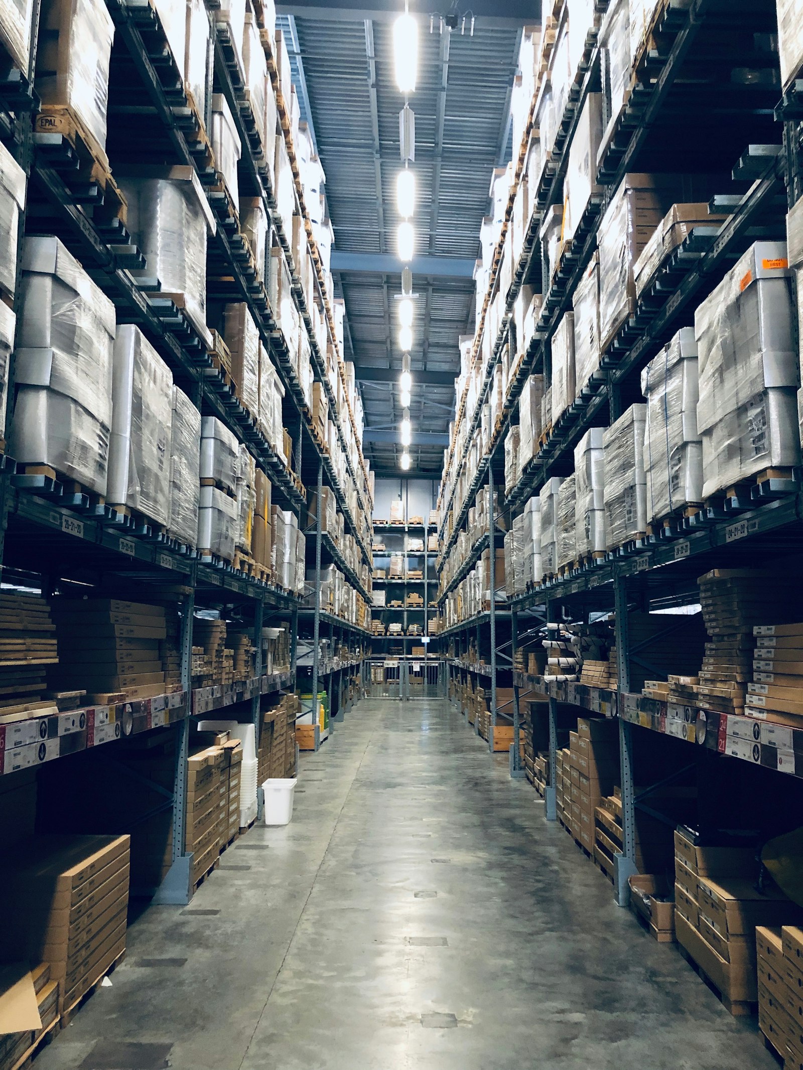 High-bay warehouse racking with palletised stock